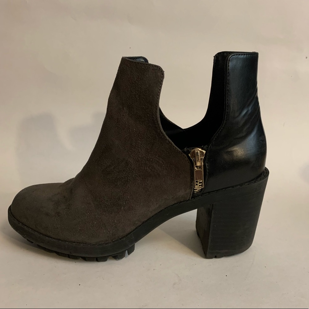 Zara Trafaluc brownish grey suede boots